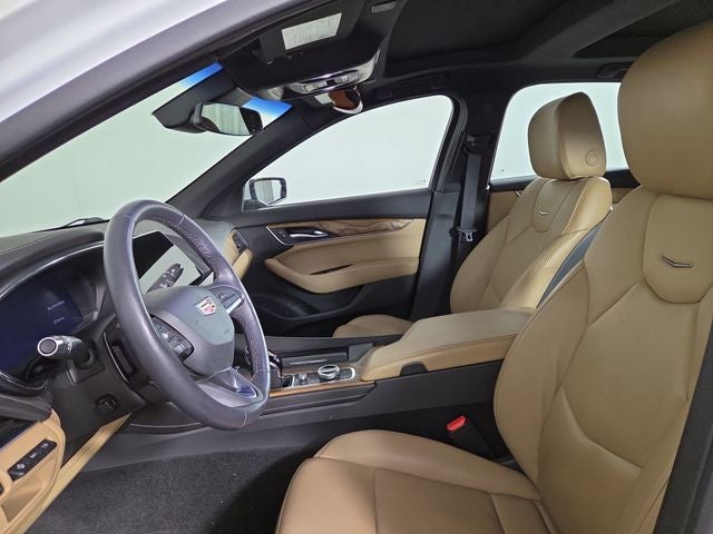 2022 Cadillac CT5 Premium Luxury