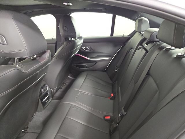 2025 BMW 3 Series 330i xDrive