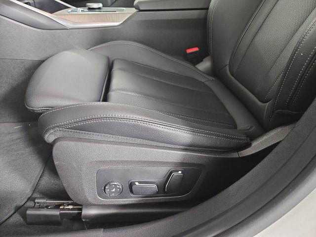 2025 BMW 3 Series 330i xDrive