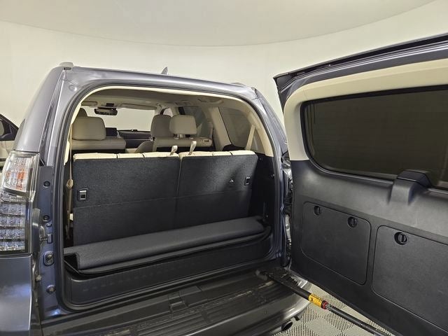 2023 Lexus GX LUXURY