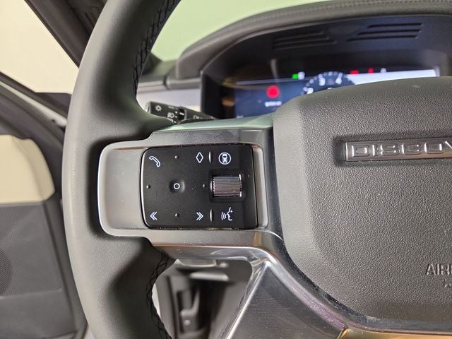 2024 Land Rover Discovery Dynamic SE