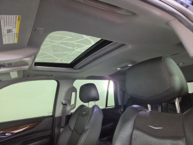 2019 Cadillac Escalade Luxury