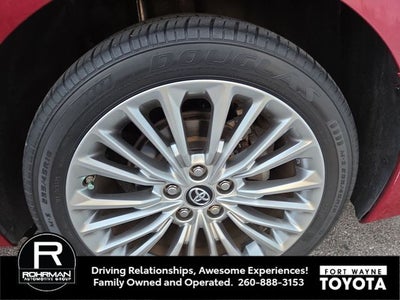 2019 Toyota Avalon Hybrid Limited
