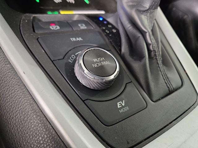 2023 Toyota RAV4 Hybrid SE