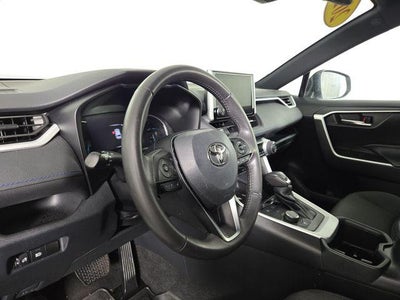 2023 Toyota RAV4 Hybrid SE