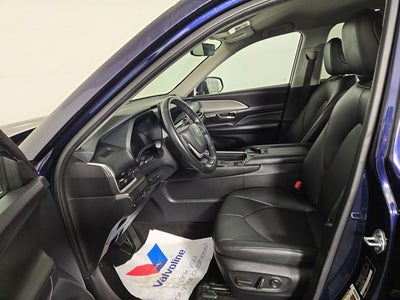 2025 Toyota Grand Highlander XLE