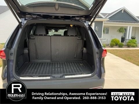 2025 Toyota Grand Highlander Hybrid MAX Platinum