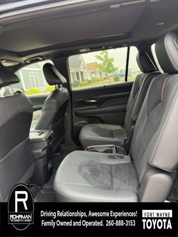 2025 Toyota Grand Highlander Hybrid MAX Platinum