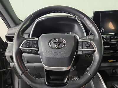 2023 Toyota Highlander XSE