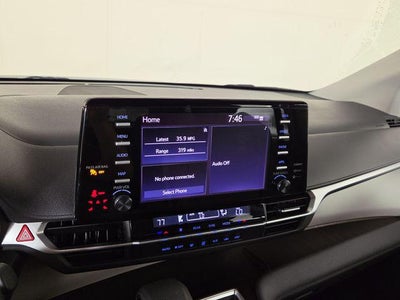 2023 Toyota Sienna LE 8 Passenger