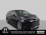 2024 Toyota Sienna LE 8 Passenger