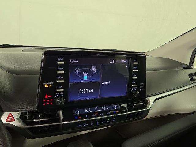 2024 Toyota Sienna LE 8 Passenger