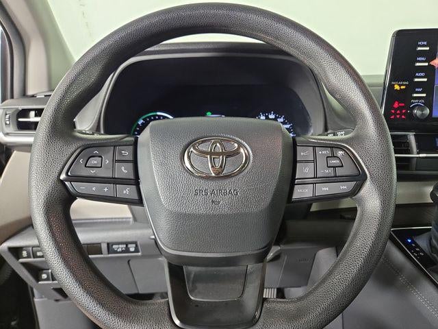 2024 Toyota Sienna LE 8 Passenger