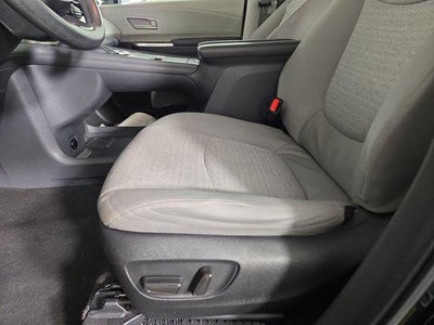 2024 Toyota Sienna LE 8 Passenger