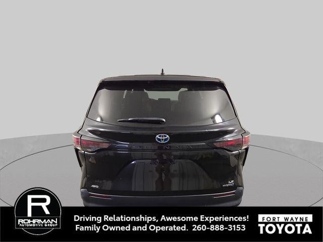 2024 Toyota Sienna LE 8 Passenger