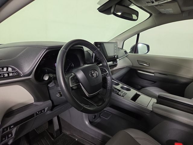 2024 Toyota Sienna Limited 7 Passenger