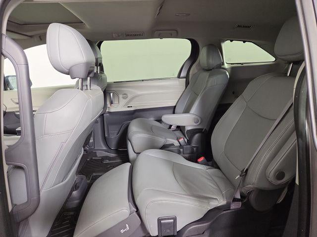 2024 Toyota Sienna Limited 7 Passenger