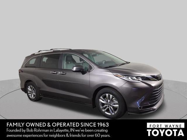 2024 Toyota Sienna Limited 7 Passenger