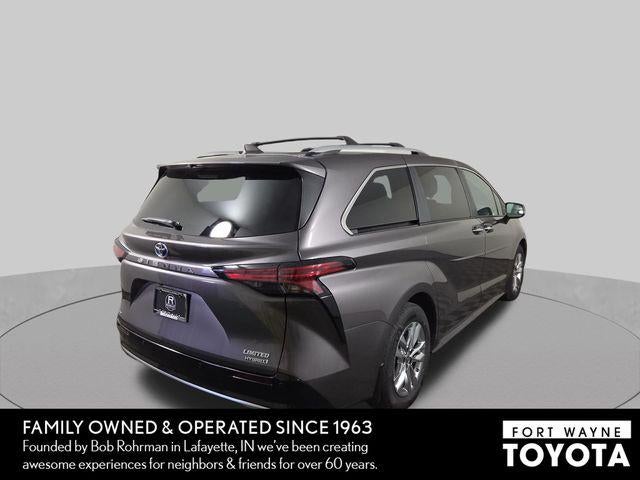 2024 Toyota Sienna Limited 7 Passenger