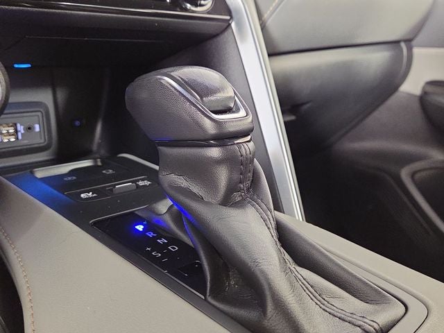 2022 Toyota Venza LE