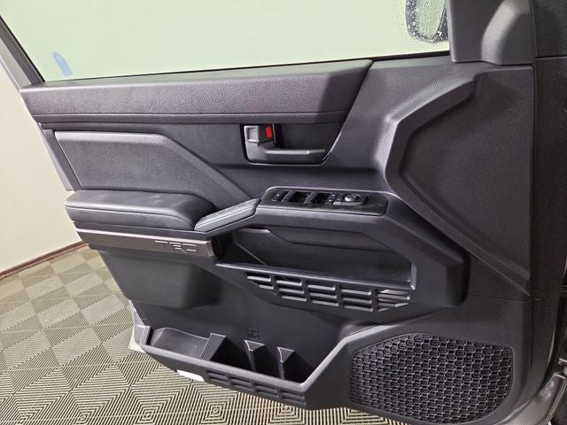 2025 Toyota 4Runner i-FORCE MAX Hybrid TRD Off Road