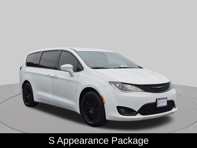 2019 Chrysler Pacifica Touring Plus