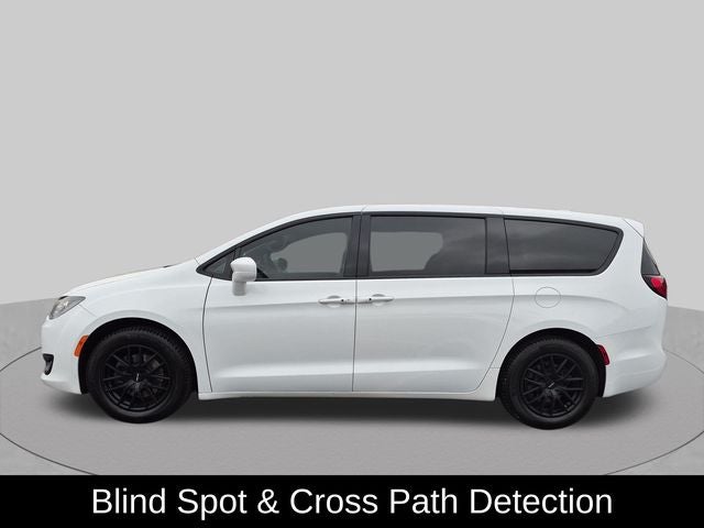 2019 Chrysler Pacifica Touring Plus