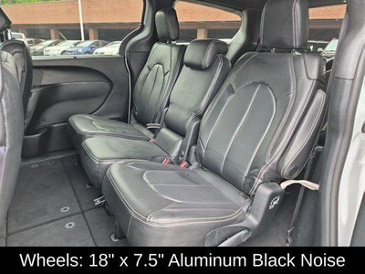 2019 Chrysler Pacifica Touring Plus