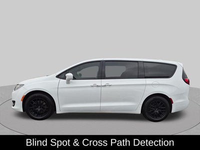 2019 Chrysler Pacifica Touring Plus