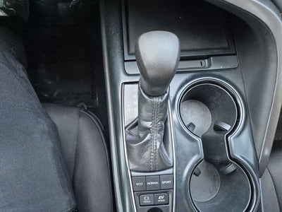 2019 Toyota Camry Hybrid LE