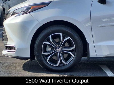 2025 Toyota Sienna Platinum 7 Passenger