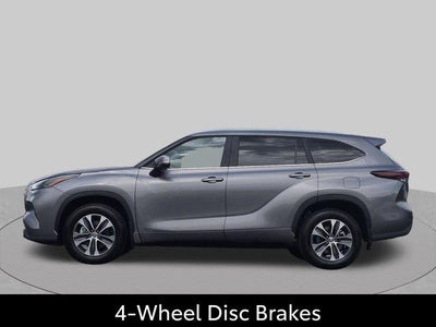 2026 Toyota Highlander XLE
