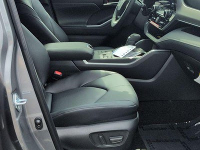 2026 Toyota Highlander XLE