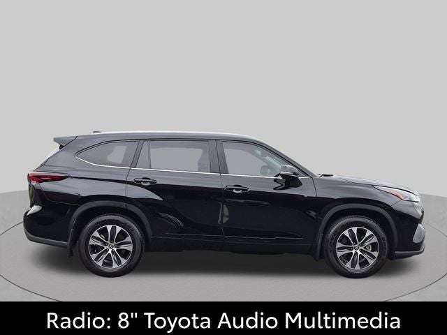2025 Toyota Highlander XLE