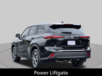 2025 Toyota Highlander XLE