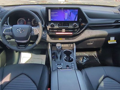 2026 Toyota Highlander XSE