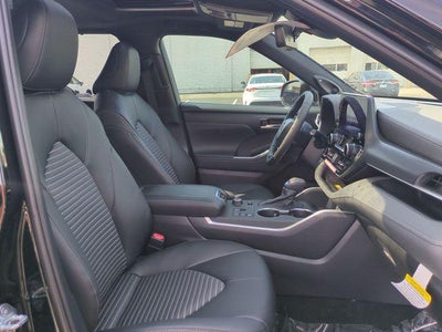 2026 Toyota Highlander XSE