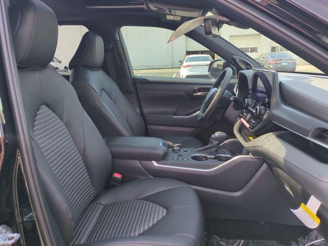 2026 Toyota Highlander XSE
