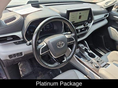 2023 Toyota Highlander Platinum