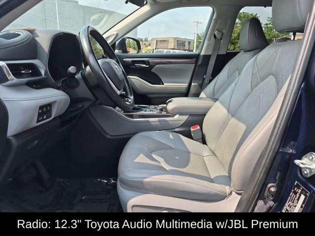 2023 Toyota Highlander Platinum