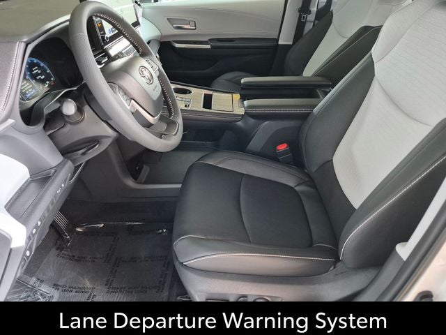 2026 Toyota Sienna XSE 7 Passenger