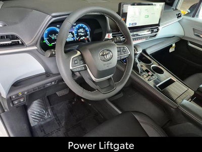 2026 Toyota Sienna XSE 7 Passenger