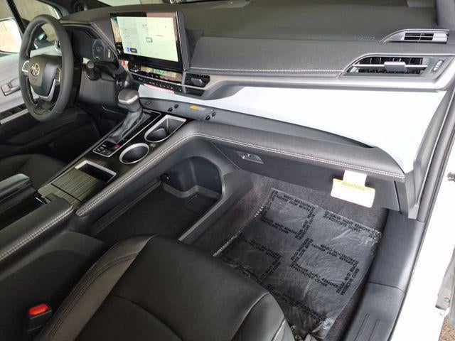 2026 Toyota Sienna XSE 7 Passenger