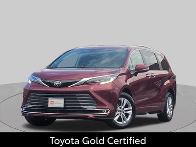 2026 Toyota Sienna Limited 7 Passenger