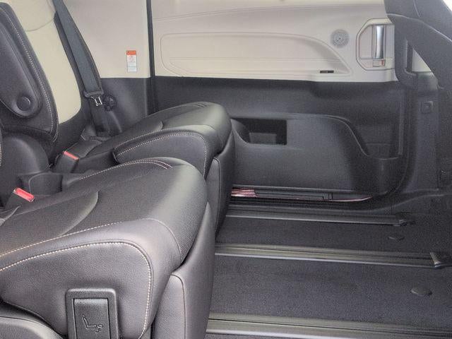 2026 Toyota Sienna Limited 7 Passenger
