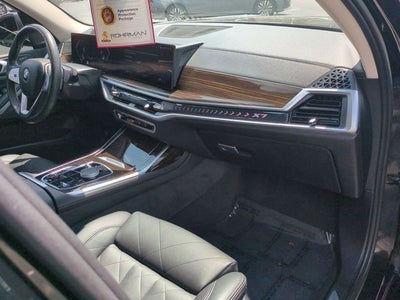 2025 BMW X7 xDrive40i