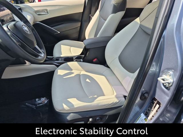 2024 Toyota Corolla Cross XLE