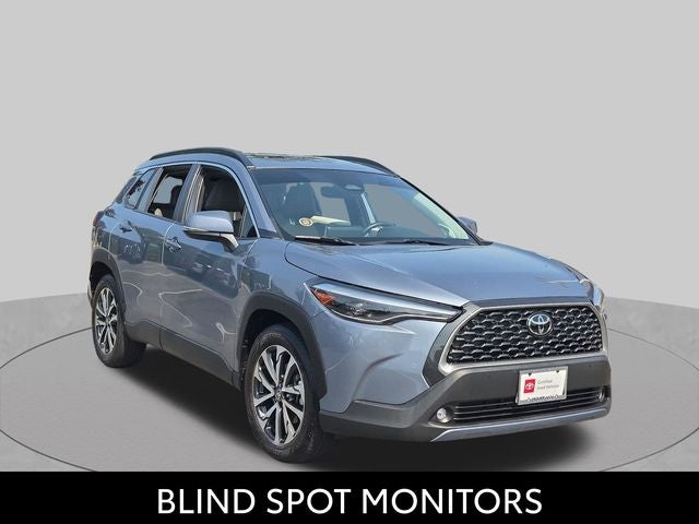 2024 Toyota Corolla Cross XLE