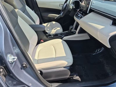 2024 Toyota Corolla Cross XLE