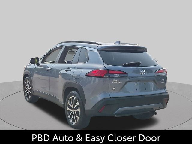 2024 Toyota Corolla Cross XLE